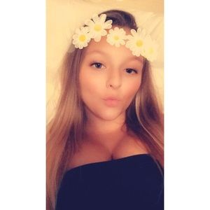 Meet your Posher, Evelyn